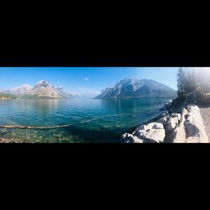 Meet your Posher, Azra